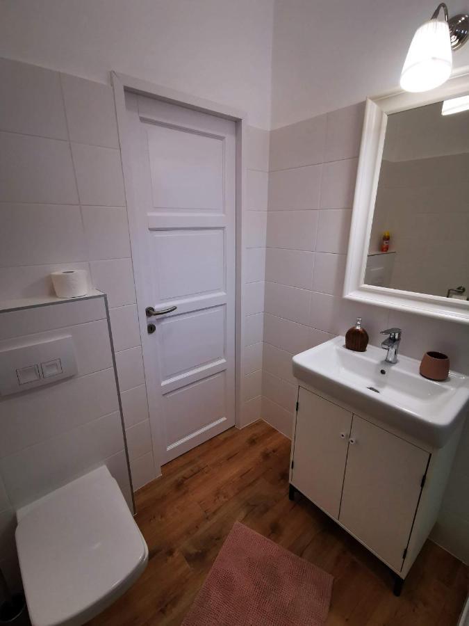 Gold 2 Apartman Sopron Exterior foto