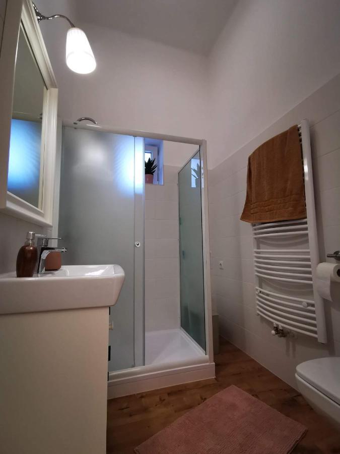 Gold 2 Apartman Sopron Exterior foto